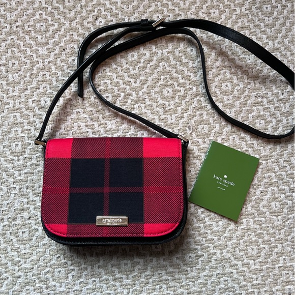 kate spade Handbags - Kate Spade Black and Gray Crossbody Bag